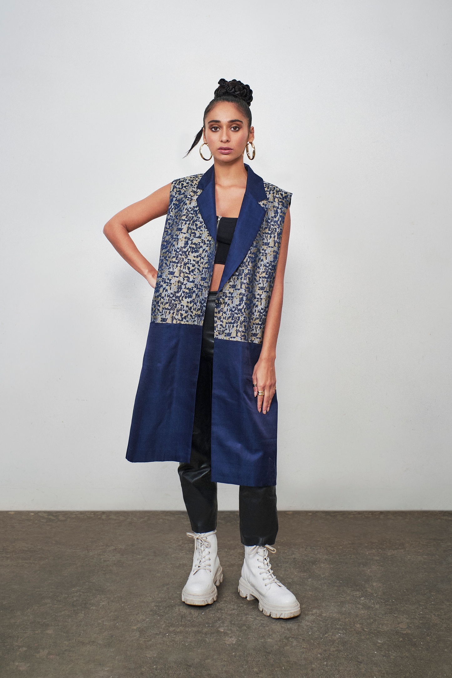 Megabyte Blue Sleeveless coat